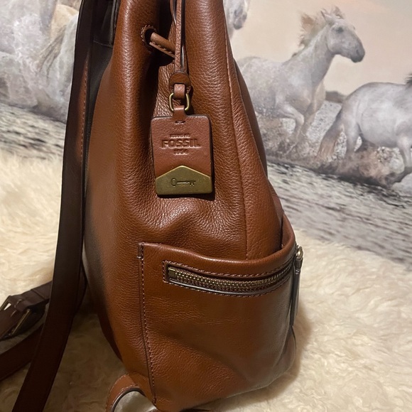 New Fossil leather backpack - Picture 4 of 9